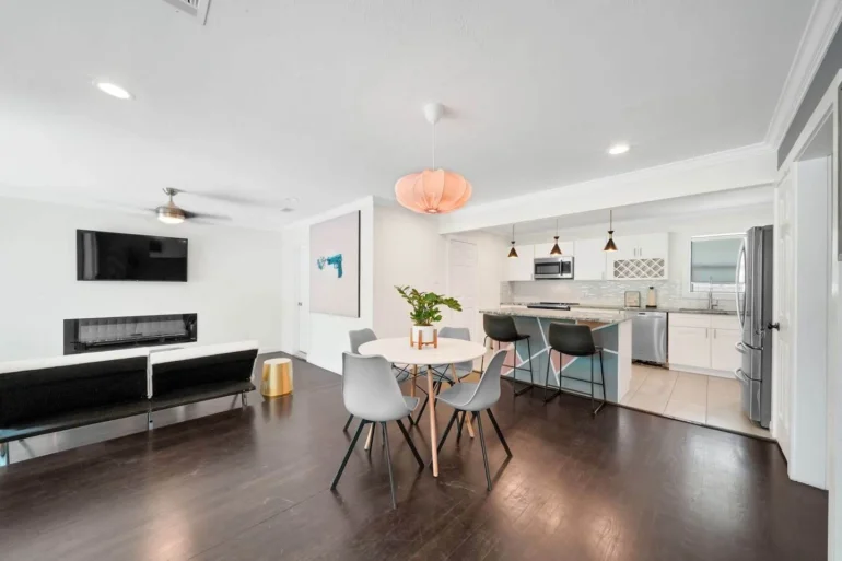 Wall Art That Completes the Table