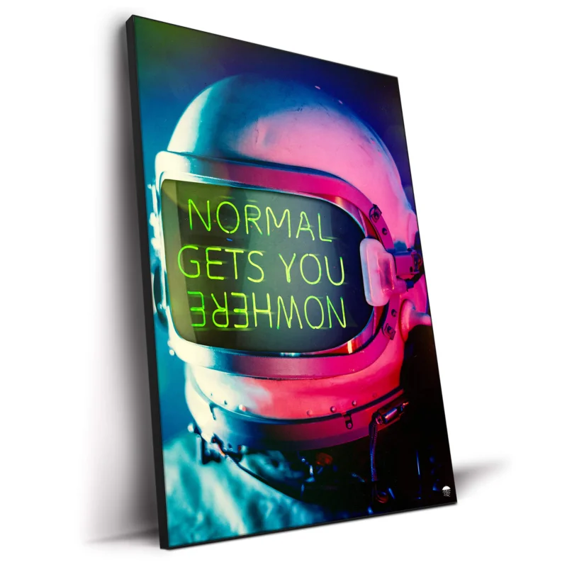 Normal Vibrant Wall Decor by Seamless