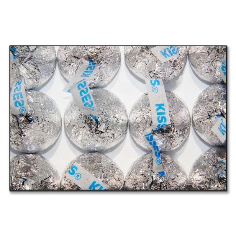 Give Me a Kiss Wall Art by Nick Ford